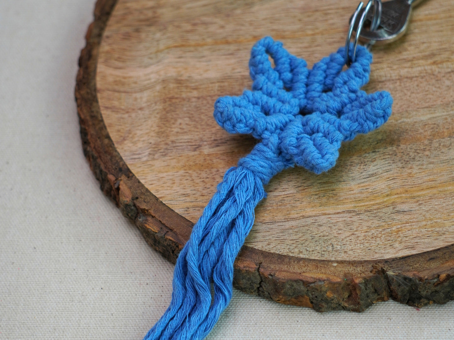 Macrame Keychain | Shooting Star | Blue